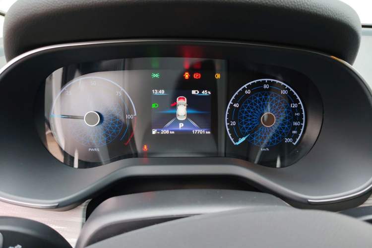 Used Hongqi E-QM5 2023 620km PLUS
