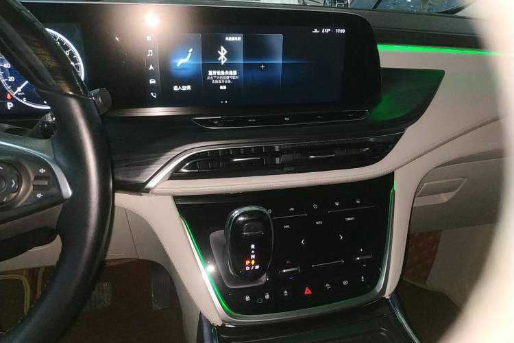 Used Buick GL8 2020 ES Land Cruiser 653T Comfort Edition
