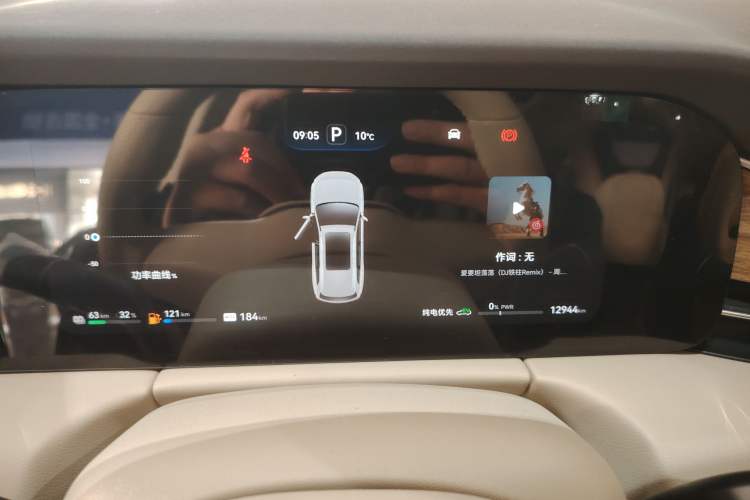 Used Hima AITO M7 2024 1.5T Rear-Drive Plus Version 5 Seats
