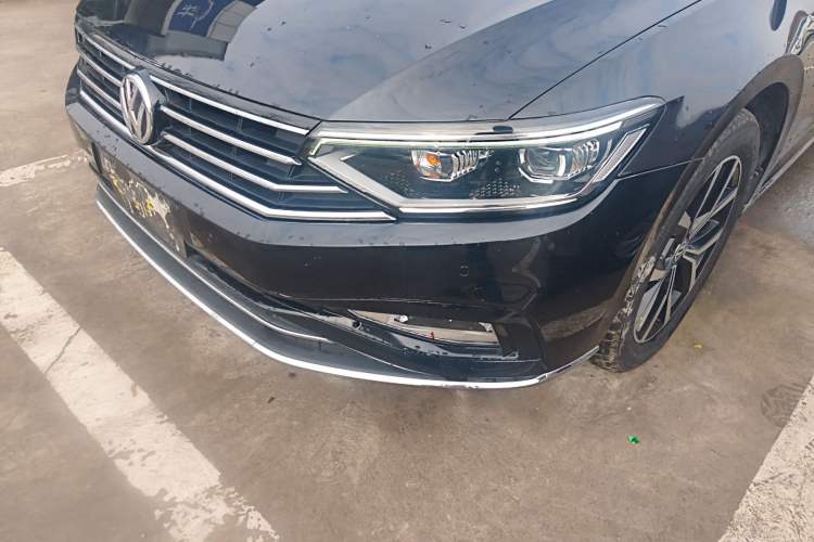 Used Volkswagen Magotan 2020 330TSI DSG Leading Model
