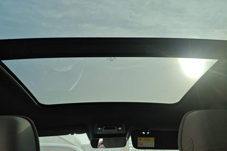 Used BYD Han 2025 EV with 701 km of Laser Radar-Enabled Intelligent Driving