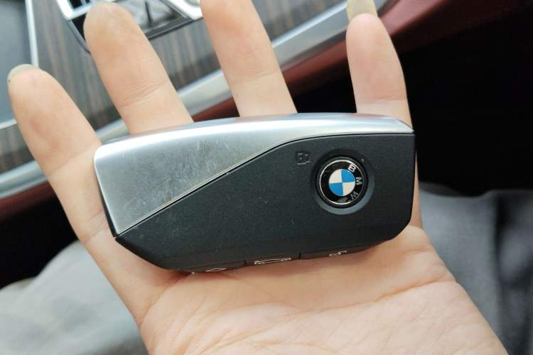 Used BMW X5 2023 xDrive 40Li Luxury Edition M Sport Night Vision Package
