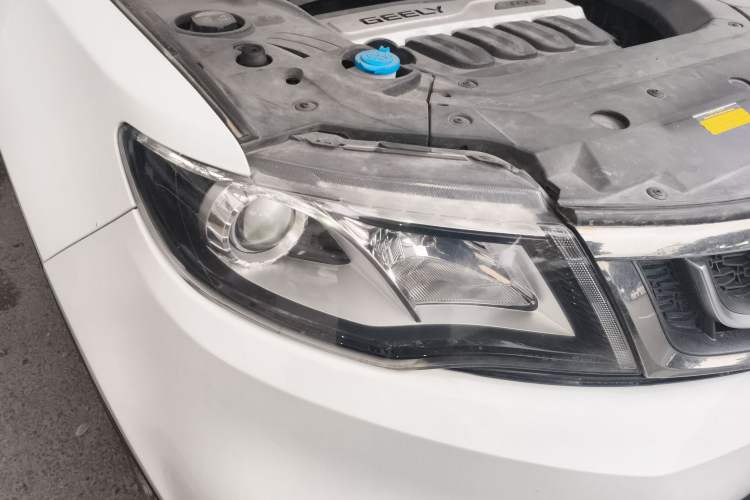 Used Geely Auto Emgrand X7 Sport 2018 1.8TD Automatic Two-Wheel Drive Zhiya Model
