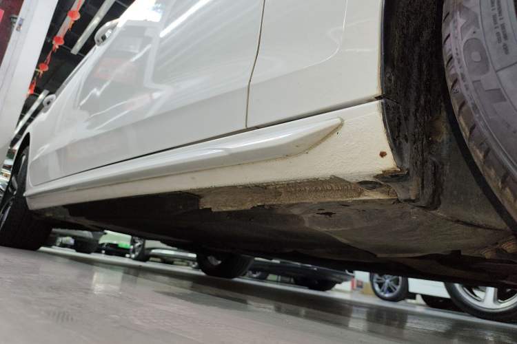 Used Audi A4L 2020 40 TFSI Fashionable and Elegant Model
