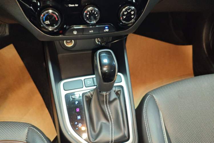 Used Hyundai ix25 2017 1.6L Automatic Smart Version
