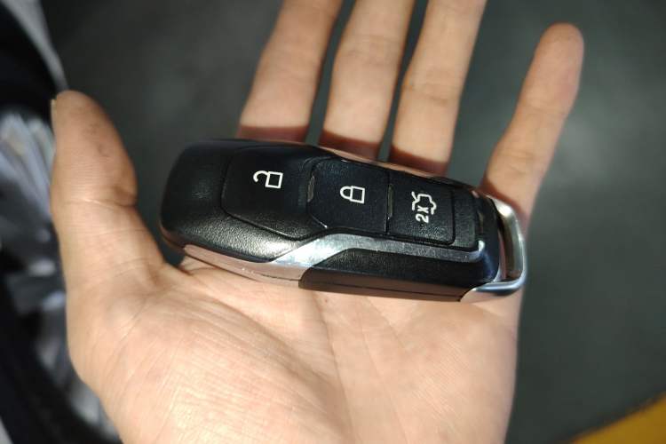 Used Ford Mondeo 2013 2.0L GTDi 200 Luxury Model
