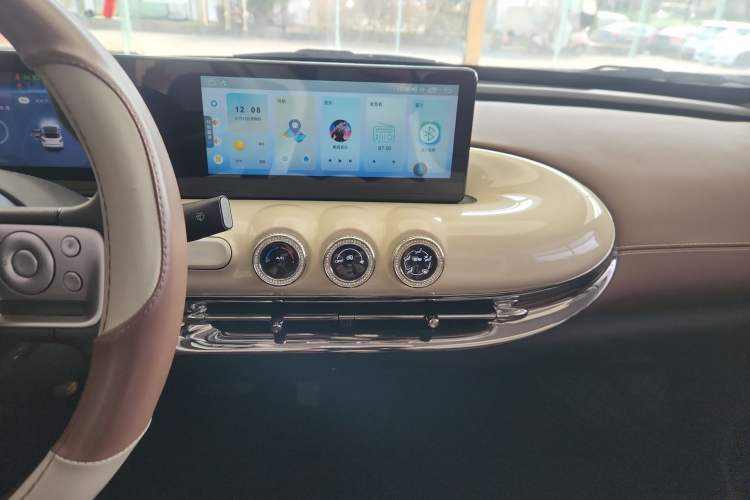 Used Wuling Bingo 2024 333 km Enjoyment Version
