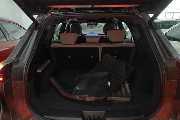 Used Chery Tiggo 8 PLUS 2025 290TGDI DCT Prestige 5-Seater
