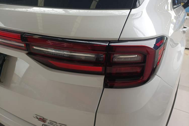 Used Changan CS35PLUS 2021 Honor Million Edition 1.6L Manual Luxury Model