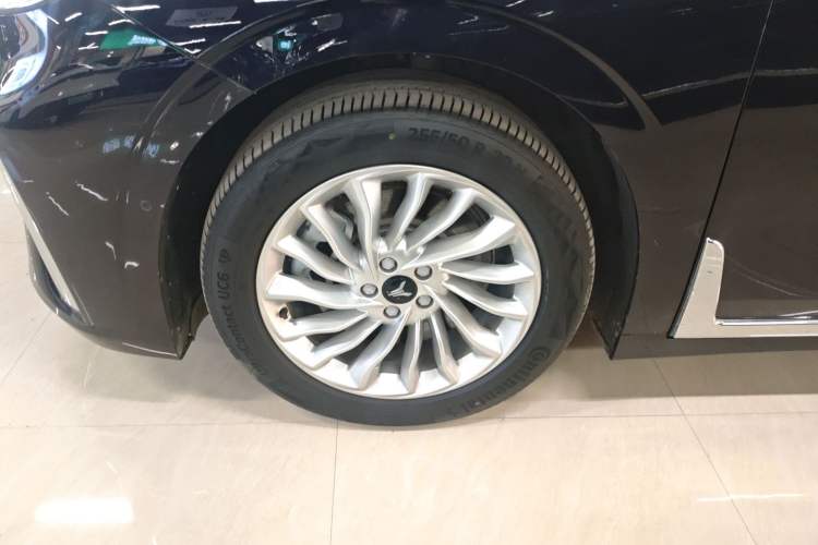 Used VOYAH Dream 2024 PHEV Extended-Range Premium Edition