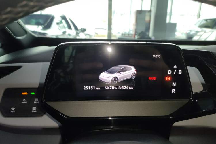 Used Volkswagen ID.3 2024 Outstanding Edition
