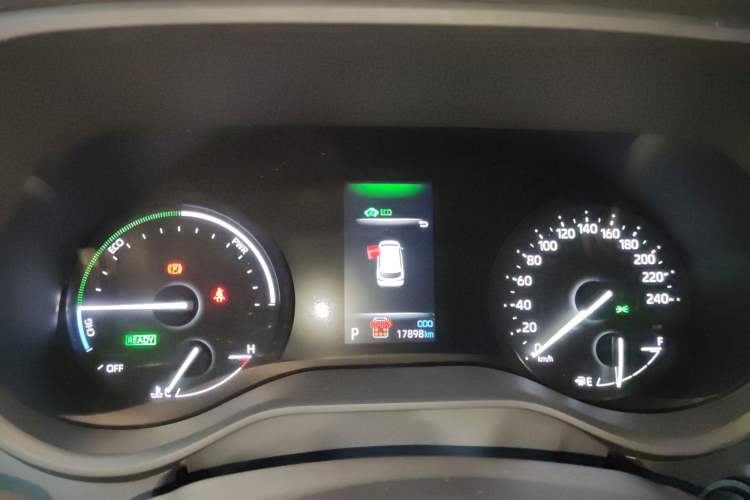 Used Toyota Granvia 2024 2.5L Hybrid Comfort Edition
