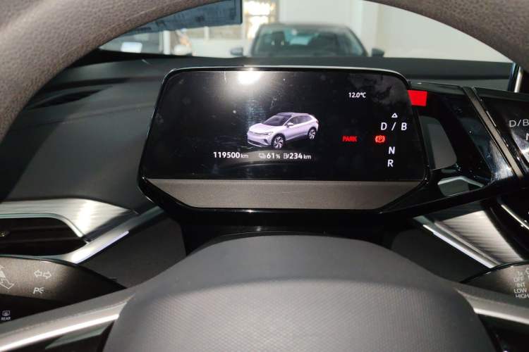 Used Volkswagen ID.4 CROZZ 2022 Long-Range PURE+ Edition