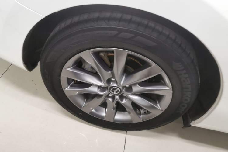 Used Mazda Atenza 2020 2.0L Blue Sky Luxury Edition