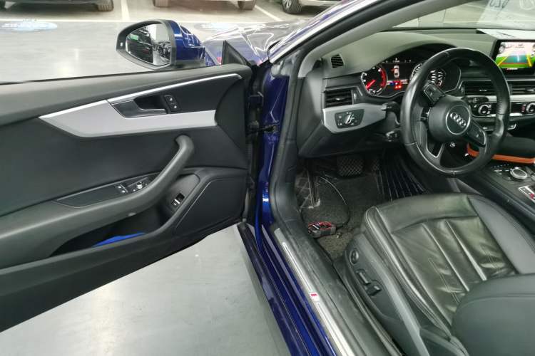 Used Audi A5 2017 Coupe 40 TFSI Fashion Model