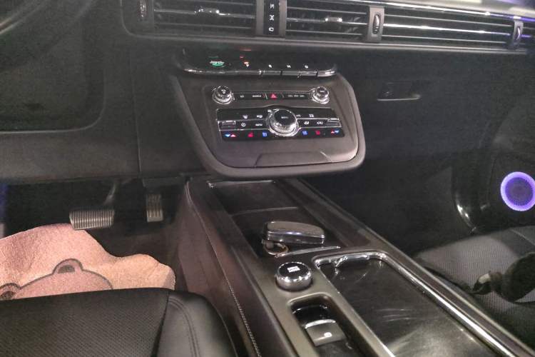 Used Lincoln Corsair 2021 2.0T Two-Wheel Drive Deluxe Edition