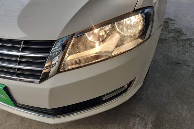 Used Volkswagen Lavida 2013 Restyled Classic 1.6L Manual Comfort Edition