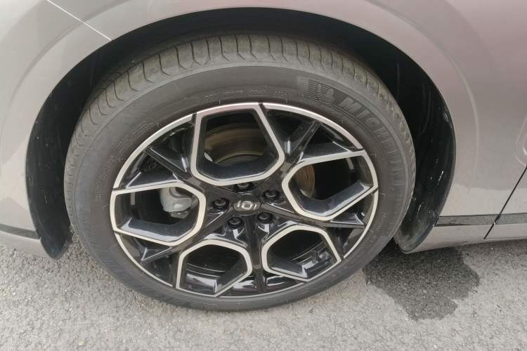 Used  A07 2025 Range-Extended "True Fragrant" Edition 230 Flagship Model