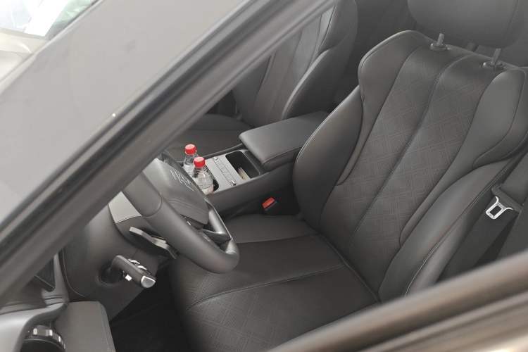 Used BYD Yuan PLUS 2025 Intelligent Driving Version 510 KM Beyond-Grade Edition
