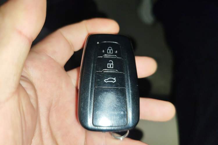 Used Toyota Camry 2018 2.0G Luxury Edition