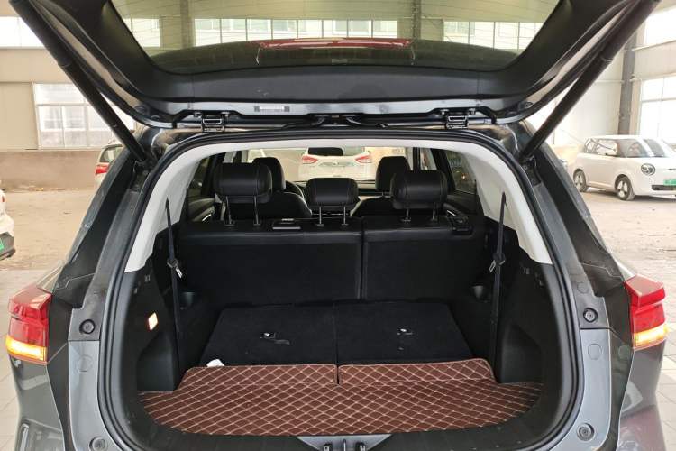 Used Changan X7 PLUS 2024 1.5T Automatic Luxury 7-Seater
