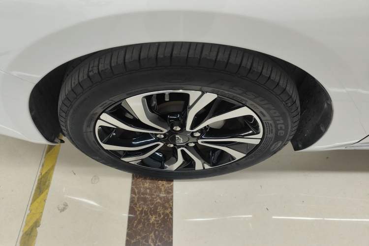 Used Chevrolet Monza 2019 RS 330T Automatic Comfort Edition China VI Standard