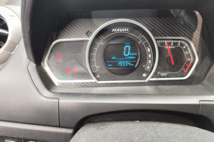 Used Haval H1 2017 Red-Label 1.5L Manual Comfort Model
