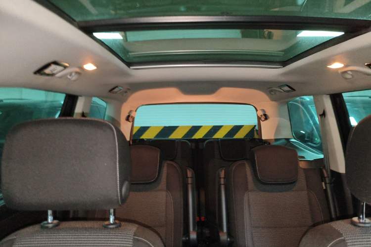 Used Volkswagen Sharan 2018 380TSI Comfort Edition 6-Seater
