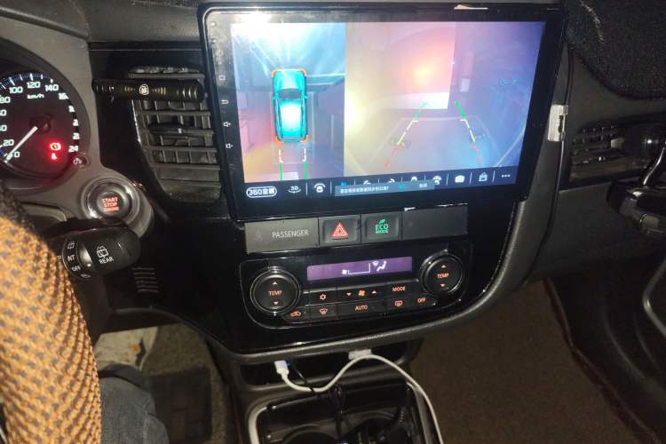 Used Mitsubishi Outlander 2018 2.4L 4x4 Luxury Edition 7-Seater