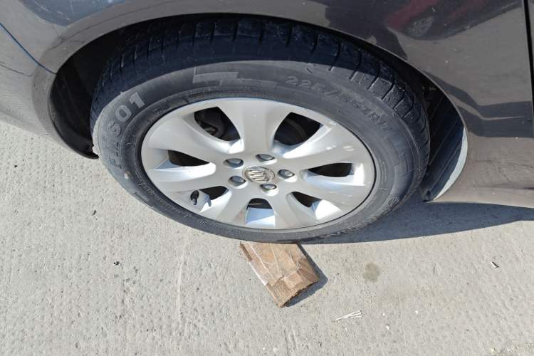 Used Buick Regal 2015 2.0L Leading Fashion Edition
