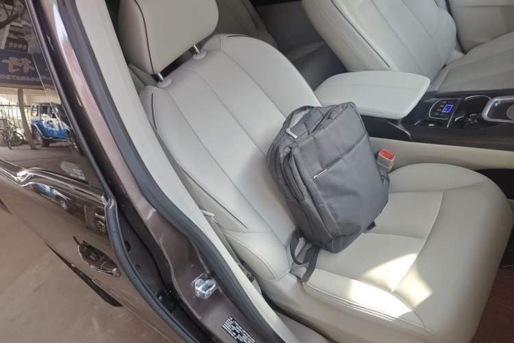 Used Buick GL8 2020 Land Business Class 652T Premium Model
