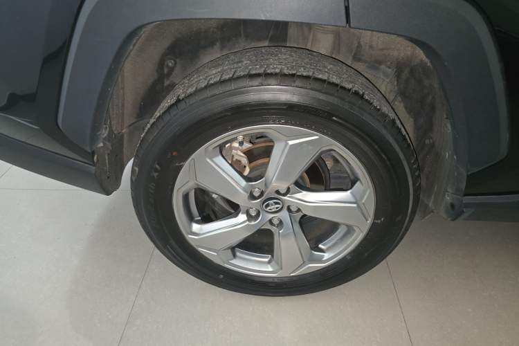 Used Toyota RAV4 2022 2.0L CVT Two-Wheel Drive Fashion Plus Edition
