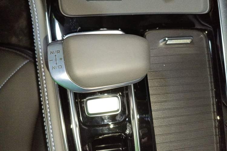 Used Geely Auto Preface 
