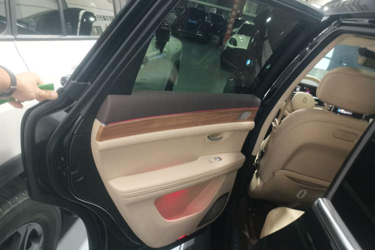 Used Hima AITO M7 2024 1.5T Intelligent Driving 4WD Max Edition 5 Seats
