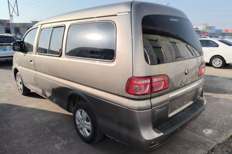 Used FORTHING Lingzhi 2024 M5L 1.5T Manual Base Model 7 Seats
