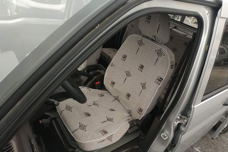 Used Wuling Rongguang New Truck 2021 1.8L Base Model Double-Cab with Dual Rear Wheels LJ479Q6