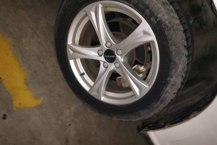 Used Haval H2 2018 Chuanxiang Edition Red Badge 1.5T Manual Two-Wheel Drive Fashionable Model
