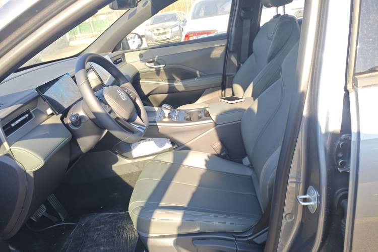 Used BYD Qin PLUS 2025 DM-i Smart Drive 55KM Leading Model
