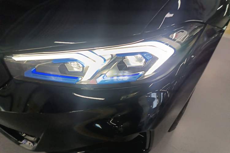 Used BMW i3 2023 eDrive 40 L Midnight Sports Package