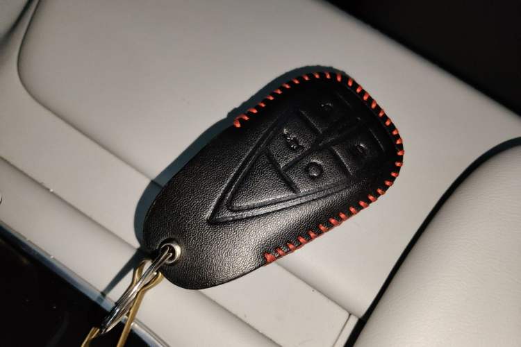 Used Changan UNI-Z New Energy 2024 Blue Whale Smart Electric iDD 125km Beyond Edition
