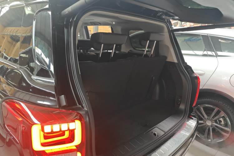 Used GAC Trumpchi GS8 2020 390T Two-Wheel Drive Luxury Smart Connectivity Commemorative Edition (7 Seats)
