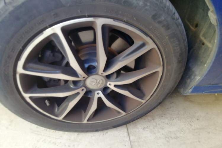 Used BYD Song MAX 2017 1.5T Automatic Smart Connect Elite 7-Seater
