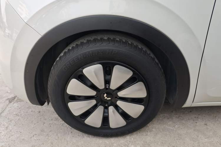 TDK.VehicleDetails.img