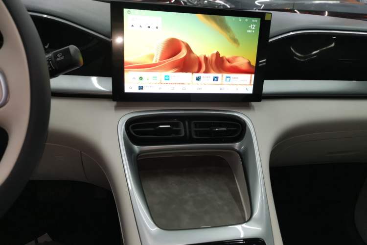 Used  Geome 2025 410 km Free Version
