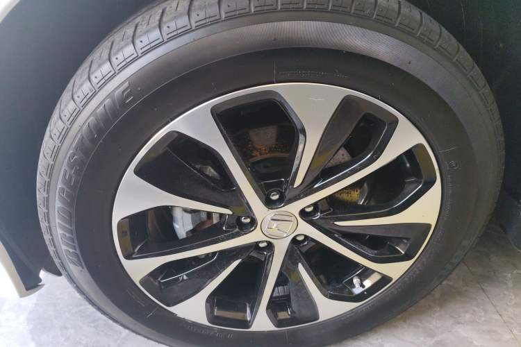 Used Honda Avancier 2017 240TURBO Two-Wheel Drive Premium Edition
