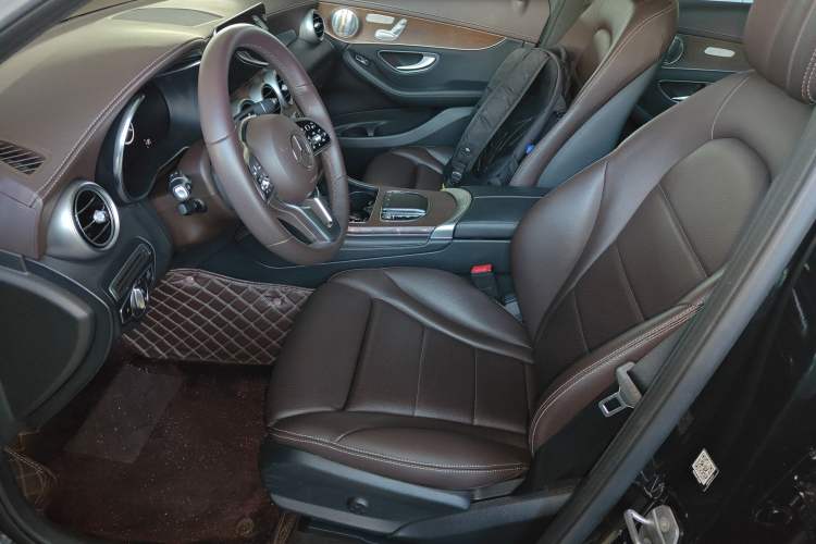 Used Mercedes-Benz GLC 2022 Facelift GLC 260 L 4MATIC Luxury Edition
