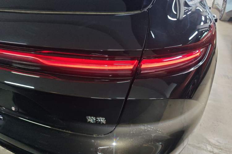 Used Nio ET5T 2025 75 kWh Touring