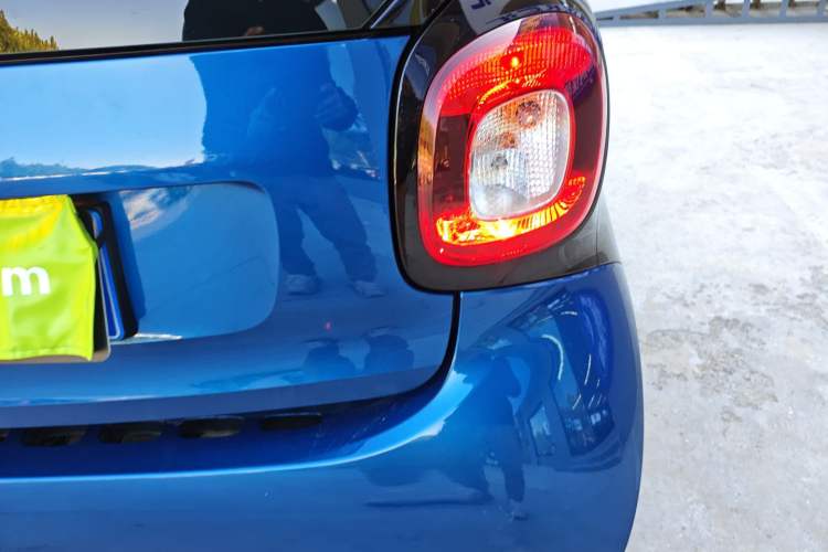 Used  fortwo 2015 1.0L 52 kW Hardtop Passion Edition
