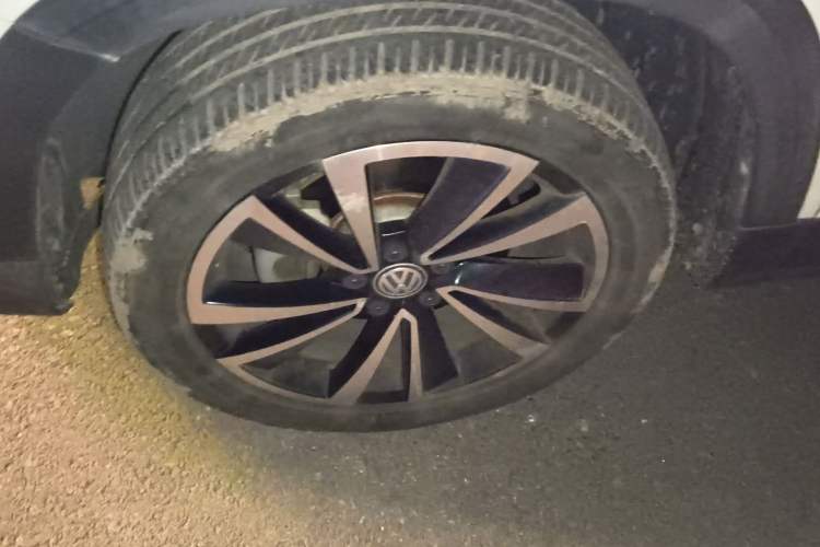 Used Volkswagen Tharu 2020 330TSI Four-Wheel Drive Flagship Version China VI Standard
