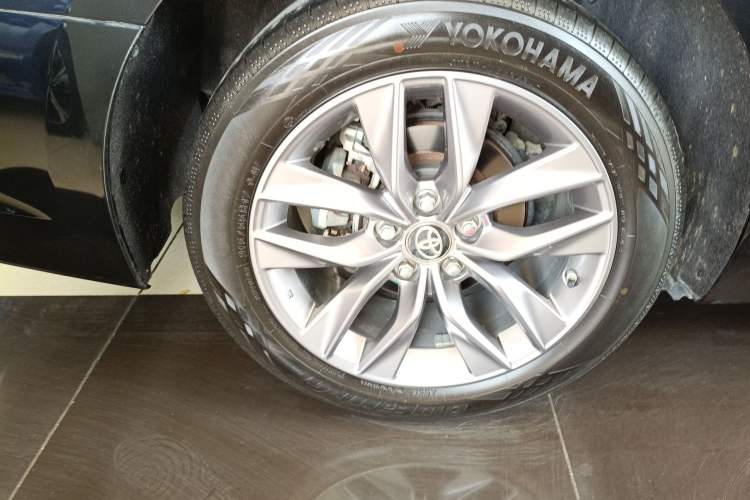 Used Toyota Avalon 2021 2.5L Luxury Edition